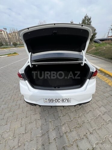 Hyundai Sonata-6