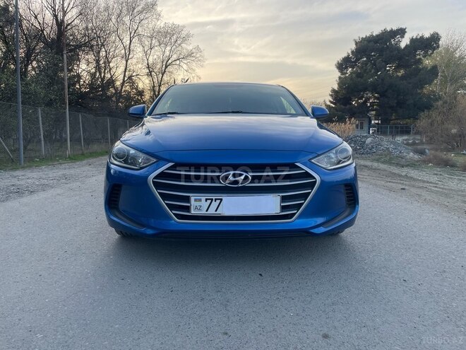 Hyundai Elantra 2016, 200,110 km - 2.0 л - Şirvan