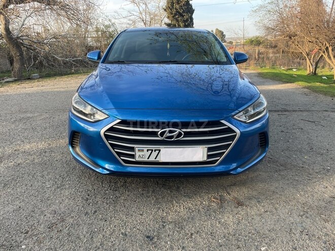 Hyundai Elantra 2016, 200,110 km - 2.0 л - Şirvan