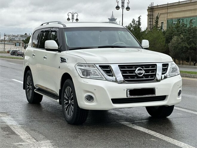 Nissan Patrol 2014, 150,000 km - 5.6 l - Bakı