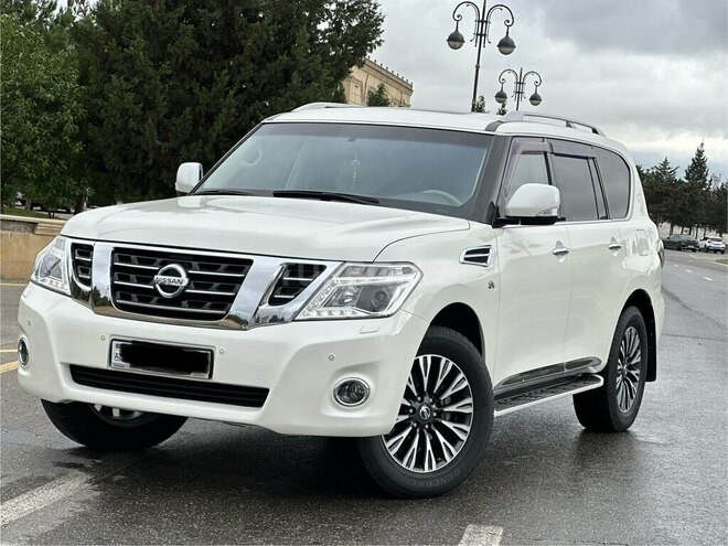 Nissan Patrol 2014, 150,000 km - 5.6 l - Bakı