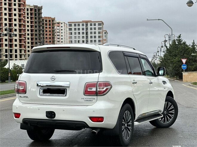 Nissan Patrol 2014, 150,000 km - 5.6 l - Bakı