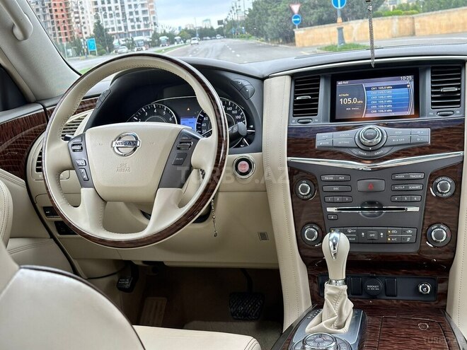 Nissan Patrol 2014, 150,000 km - 5.6 l - Bakı