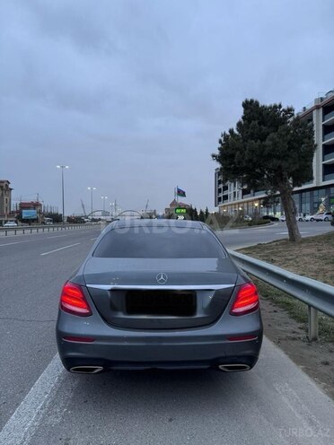 Mercedes E 200 2016, 250,000 km - 2.0 l - Bakı