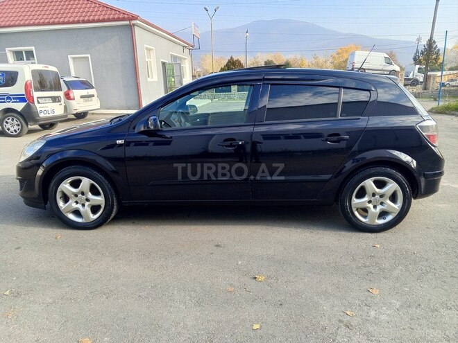 Opel Astra 2007, 229,800 km - 1.4 l - Şəki
