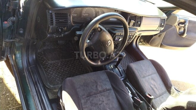 Opel Vectra 1998, 560,000 km - 1.6 l - Qusar
