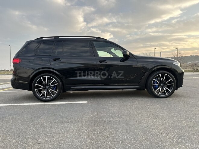 BMW X7-8