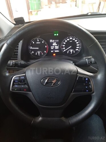 Hyundai Avante 2016, 180,000 km - 1.6 l - Bakı