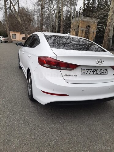 Hyundai Avante 2016, 180,000 km - 1.6 l - Bakı