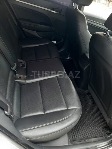 Hyundai Avante 2016, 180,000 km - 1.6 l - Bakı