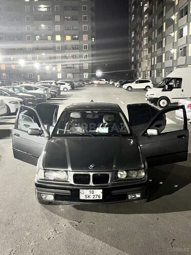 BMW 318 1995, 245,000 km - 1.8 л - Sumqayıt