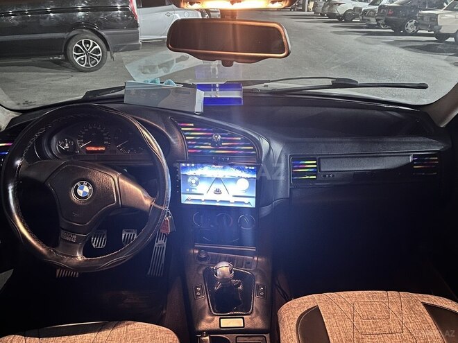 BMW 318 1995, 245,000 km - 1.8 л - Sumqayıt