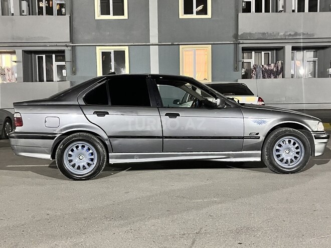 BMW 318 1995, 245,000 km - 1.8 л - Sumqayıt