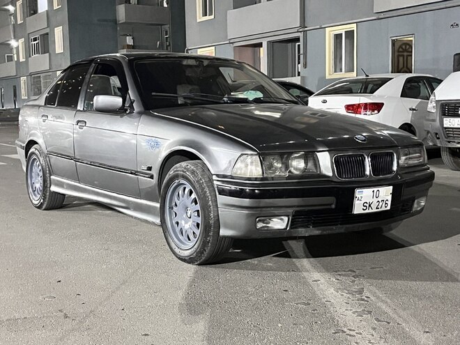 BMW 318 1995, 245,000 km - 1.8 л - Sumqayıt