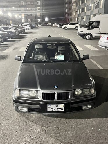 BMW 318 1995, 245,000 km - 1.8 л - Sumqayıt