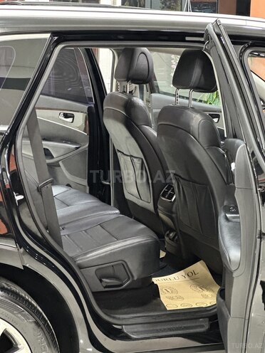 Kia Sorento-29