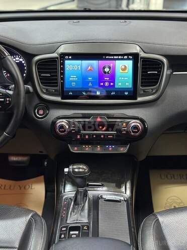 Kia Sorento-24