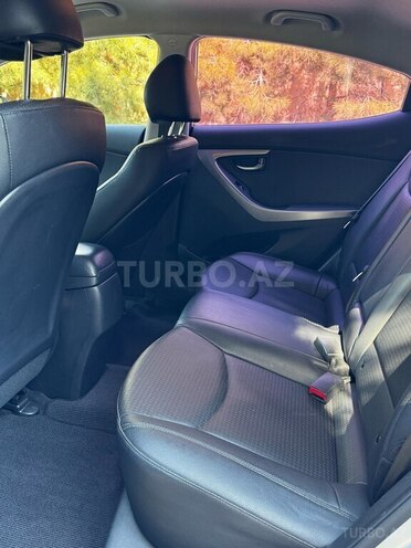 Hyundai Avante 2015, 155,000 km - 1.6 l - Bakı