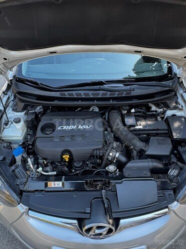 Hyundai Avante 2015, 155,000 km - 1.6 l - Bakı