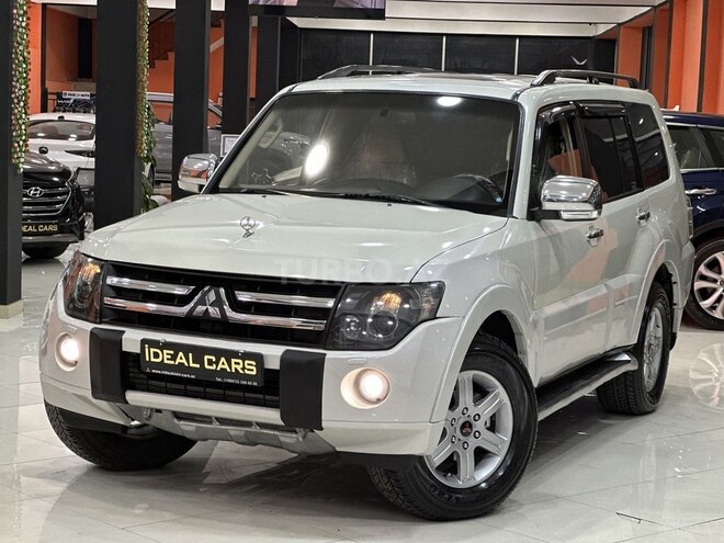 Mitsubishi Pajero-1