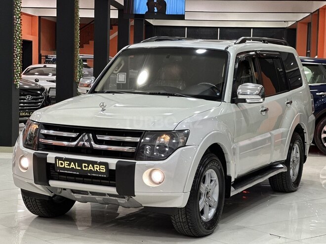 Mitsubishi Pajero-2
