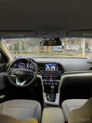Hyundai Elantra 2019, 95,000 km - 2.0 л - Bakı