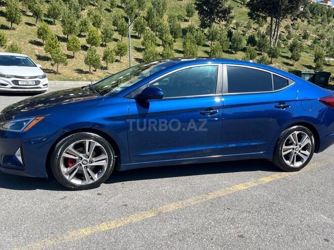 Hyundai Elantra 2019, 95,000 km - 2.0 л - Bakı