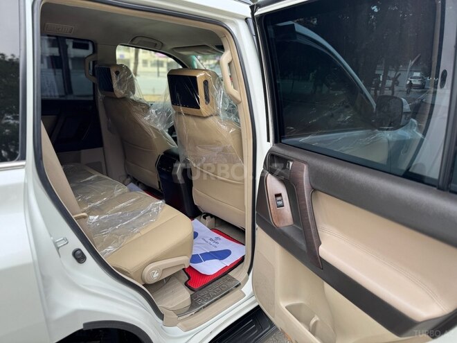 Toyota Land Cruiser Prado 2013, 175,000 km - 2.7 l - Sumqayıt