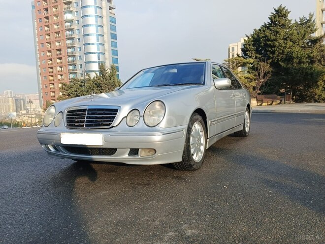 Mercedes E 220 d 2001, 495,920 km - 2.2 l - Bakı