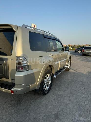 Mitsubishi Pajero 2007, 275,000 km - 3.0 l - Bakı