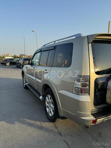 Mitsubishi Pajero 2007, 275,000 km - 3.0 l - Bakı