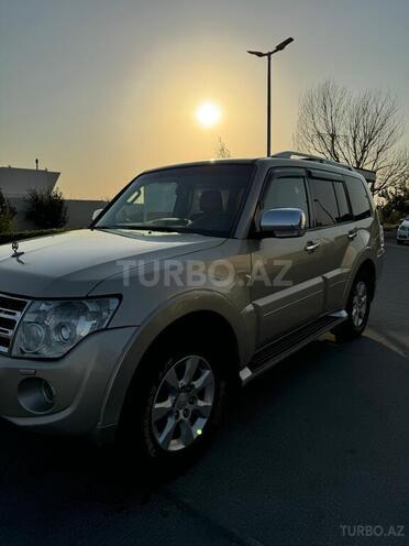 Mitsubishi Pajero 2007, 275,000 km - 3.0 l - Bakı