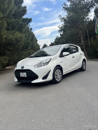 Toyota Aqua 2017, 76,500 km - 1.5 l - Bakı