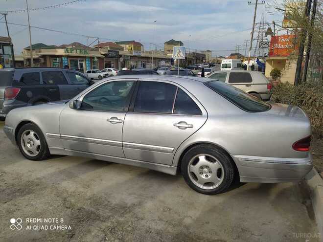 Mercedes E 220 d 2000, 408,000 km - 2.2 l - Bakı