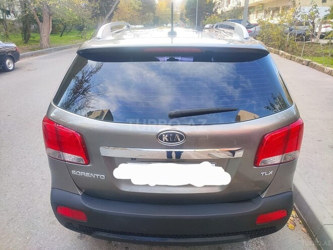Kia Sorento 2011, 221,000 km - 2.0 л - Bakı