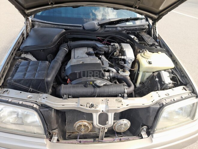 Mercedes C 200 1995, 236,570 km - 2.0 л - Sumqayıt
