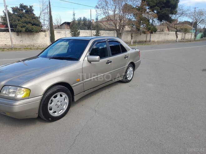 Mercedes C 200 1995, 236,570 km - 2.0 л - Sumqayıt
