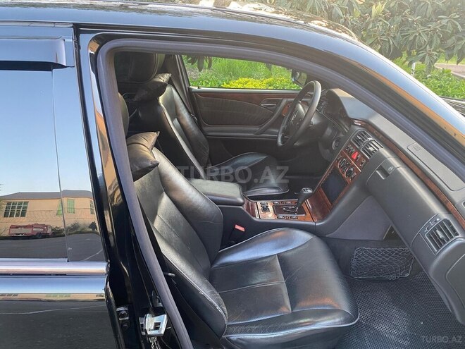 Mercedes E 240 1999, 291,900 km - 2.4 l - Cəlilabad