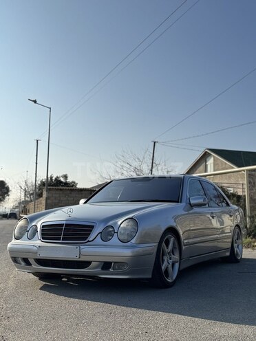 Mercedes E 220 d 2001, 240,000 km - 2.2 l - Bakı