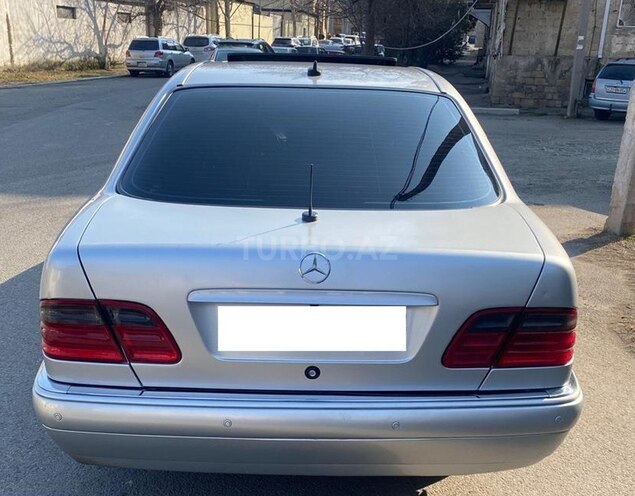 Mercedes E 240 1999, 431,454 km - 2.4 l - Gəncə