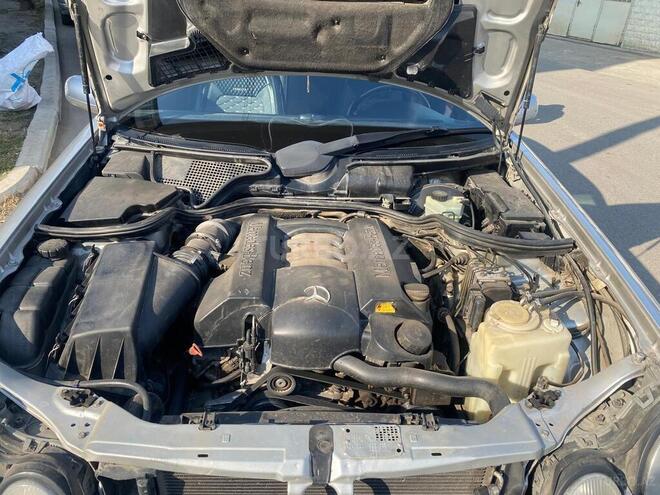 Mercedes E 240 1999, 431,454 km - 2.4 l - Gəncə