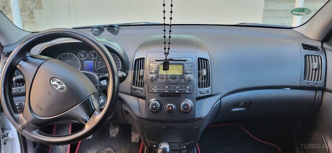 Hyundai i30 2010, 350,000 km - 1.6 l - Bakı