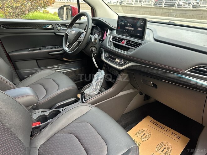 JAC JS3-8