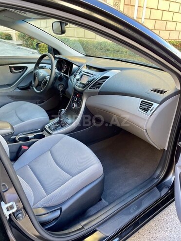 Hyundai Elantra 2015, 103,000 km - 1.8 л - Bakı