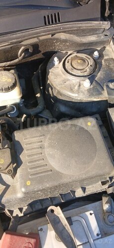 Toyota Corolla 2006, 294,000 km - 1.4 l - Sumqayıt