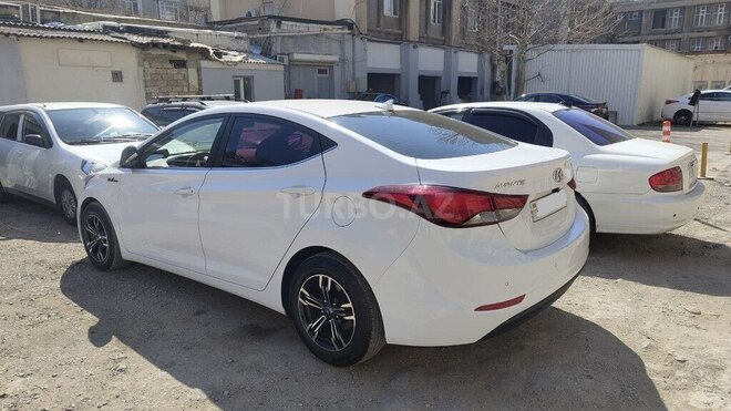 Hyundai Avante 2014, 184,000 km - 1.6 л - Bakı