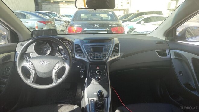 Hyundai Avante 2014, 184,000 km - 1.6 л - Bakı