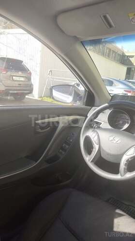Hyundai Avante 2014, 184,000 km - 1.6 л - Bakı