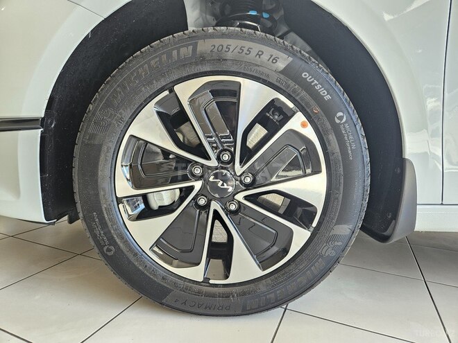 Kia Ceed-8