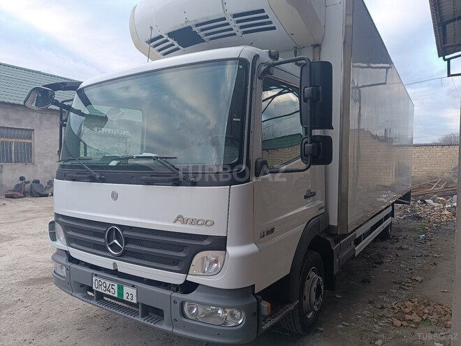 Mercedes Atego 818 2008, 747,124 km - 4.3 l - Salyan